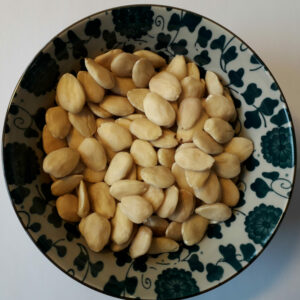 AMANDES PELÉES 1 KG